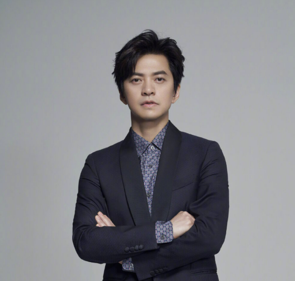 李健